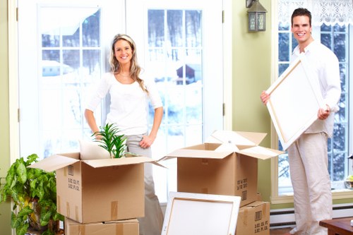 Flexible local moving service in Maidavale for homes and businesses