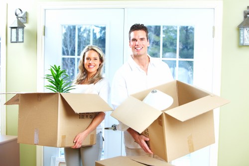 Local moving support for boxes and household items in Maida Vale